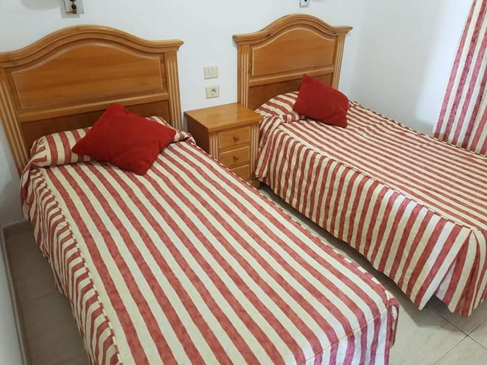 Heated Pools-200M Beach- Wifi Puerto del Carmen  Ngoại thất bức ảnh